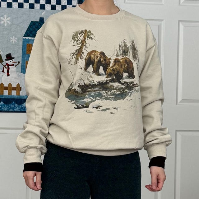 Retro Grizzly Bears Wilderness Scene Sweatshirt - Nineties