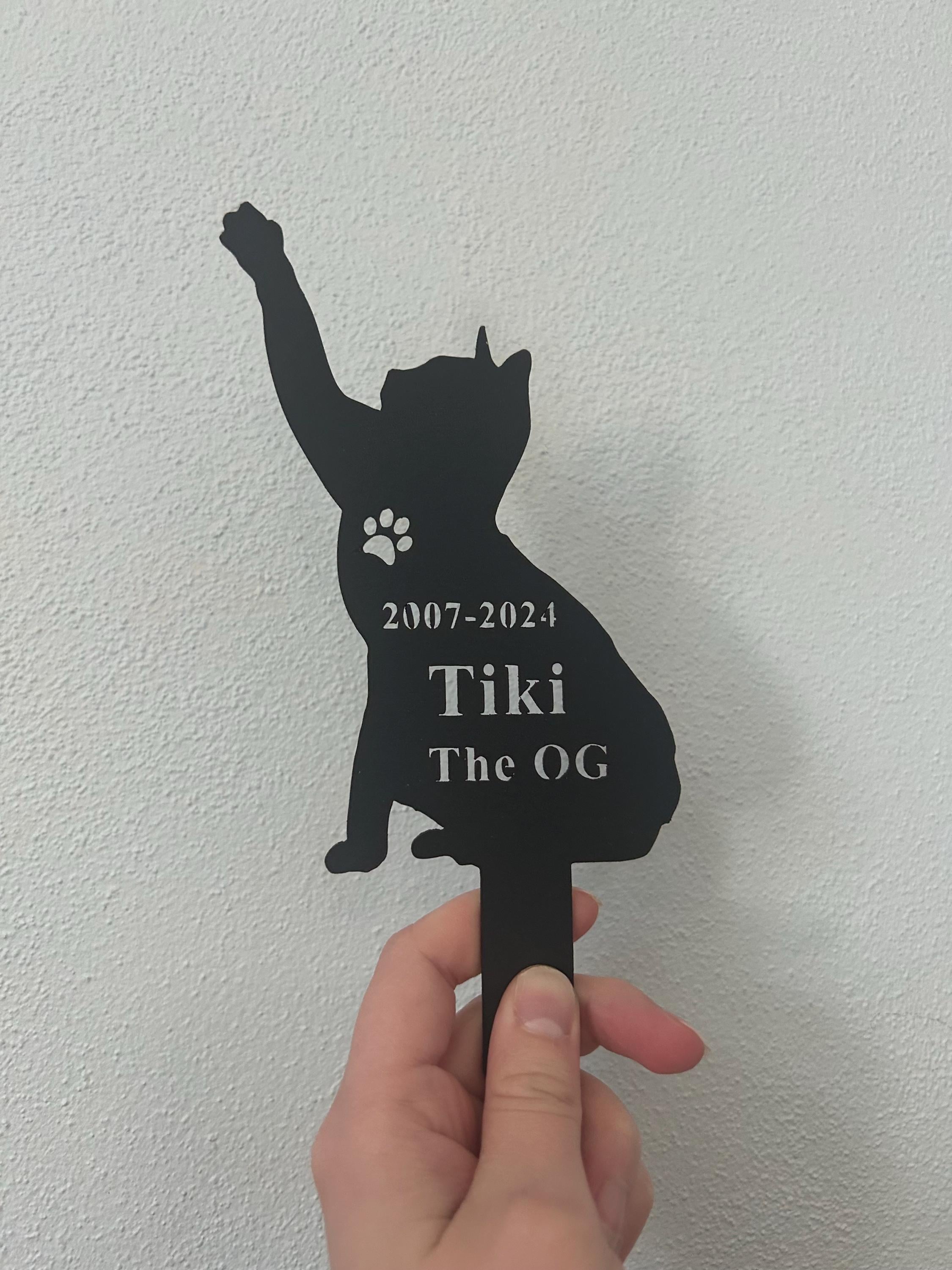 Custom Cat Memorial Stake Personalized Cat Memorial Plaque with Stake Cat Grave Marker Cat Memorial Gift Metal Garden Stake Cat Burial Stake
