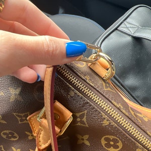 Kassandra added a photo of their purchase