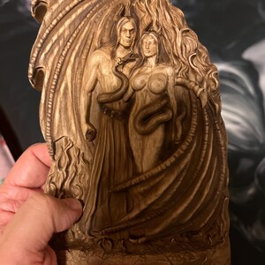 ルシファーとリリスの木製像：暗黒の女神オカルト装飾 - Etsy 日本