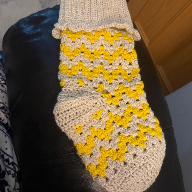 A customer's finished Granny All the Way Stocking Collection Crochet Pattern