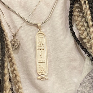 JACQUELINE added a photo of their purchase