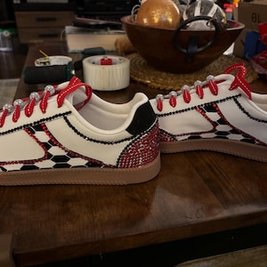 Soozie added a photo of their purchase