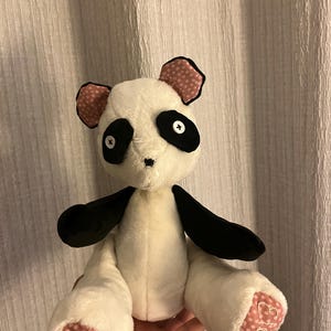 Dayanaara added a photo of their purchase