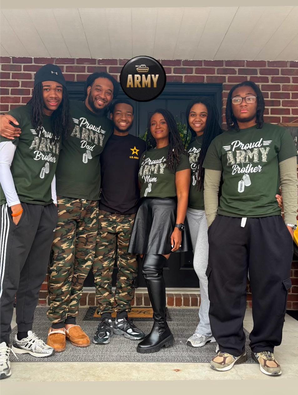 Proud Army Mom Shirt, Personalized Army Mom Shirt, Soldier Mom T-Shirt, Army Family Tshirts, Military Mom Shirt, Army Graduation Shirt