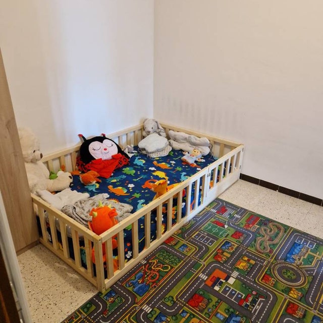 Cama infantil 90x190 cm Montessori a ras de suelo · BIANCA UNO QT660 en  2023