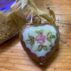 Lesley Teitelbaum added a photo of their purchase