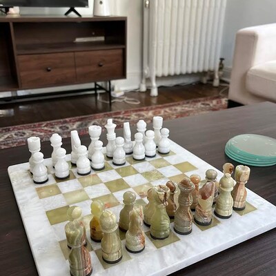 Radicaln Marble Chess Set with Storage Box 15 White and Green Onyx – Handmade 2-Player Classic Chess Set with Board & 32 Pieces price in UAE | Amazon UAE
