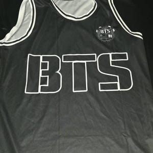 Itzel added a photo of their purchase