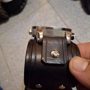 レザーウォッチカフ、手作りの男女兼用リストバンド、職人技による20mm