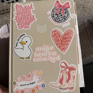 Alyssa added a photo of their purchase