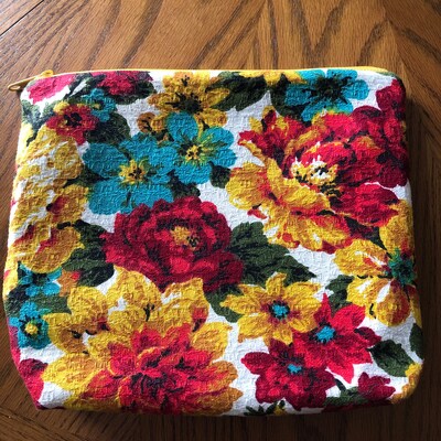 Retro Floral Bamboo Zippy