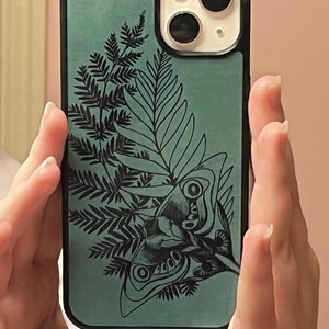 ellie's tattoo  the last of us ii inspired iphone case – venusic