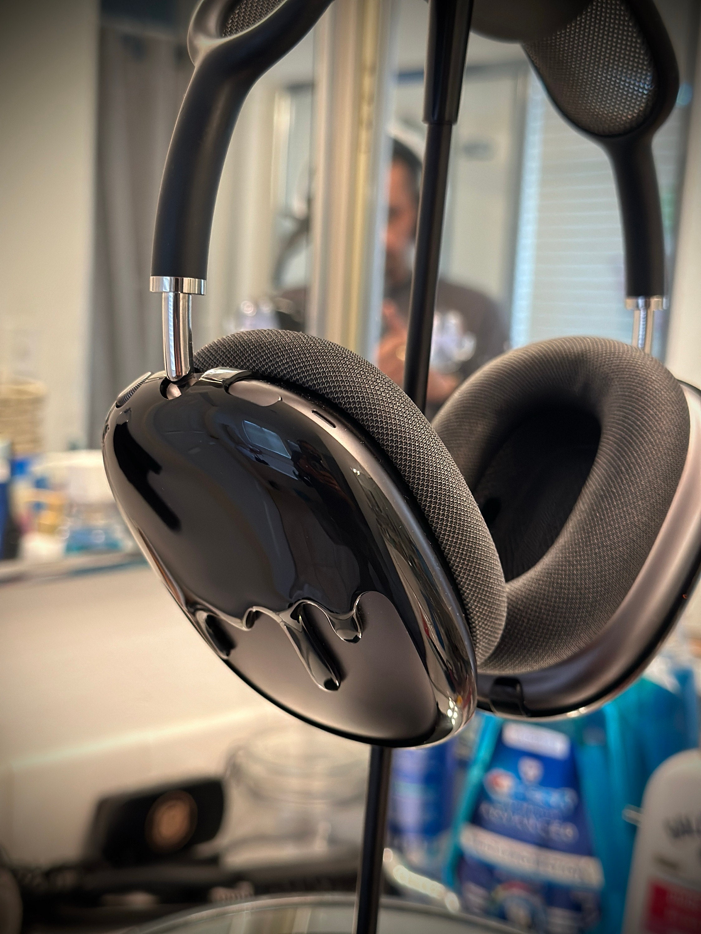 Drip Frames for AirPods Max (Jet Black)