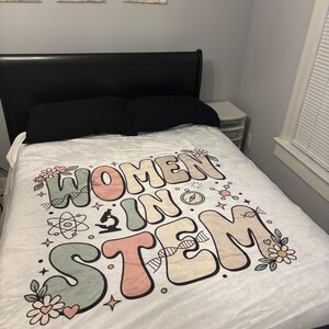 Taylor added a photo of their purchase