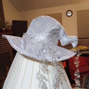 KATHLEEN added a photo of their purchase