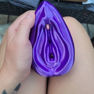 Caitlyn added a photo of their purchase