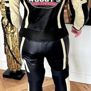 Sanne added a photo of their purchase