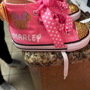 alice added a photo of their purchase