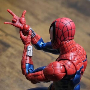 スパイダーマン ブランドニューデイ 1/12スケール ウェブシューター
