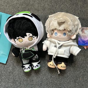 Vanessa added a photo of their purchase