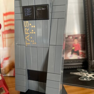 インターステラー映画ロボットTARSカスタムフィギュアは本物の インターステラー映画ロボットTARSカスタムフィギュアは本物の