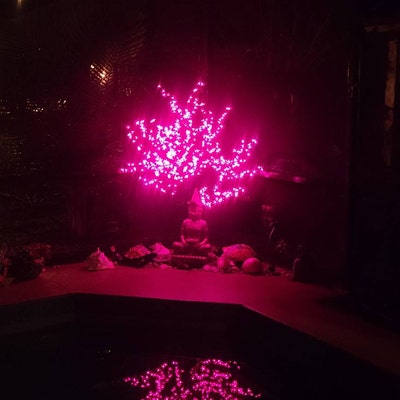 1.5m/5ft Height Outdoor waterproof Artificial Christmas Tree LED Cherry Blossom Tree Light 480pcs LEDs Straight Tree Trunk