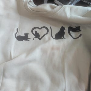 LINDSAY added a photo of their purchase