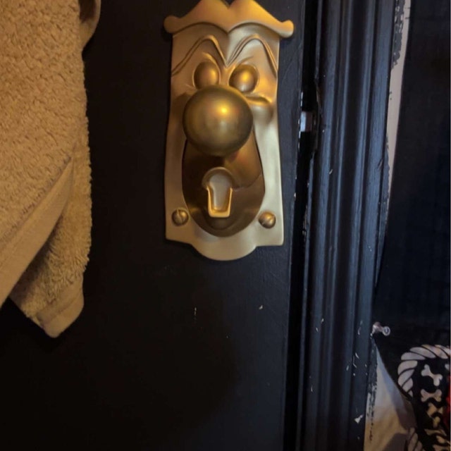 ALICE in WONDERLAND Inspired DOORKNOB Really Works Original 