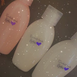 Markeisha added a photo of their purchase