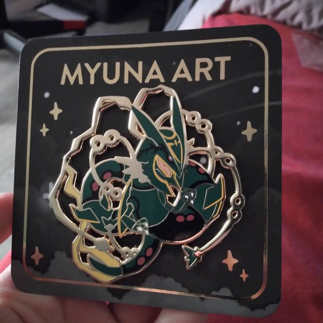 Myuna's XXL Shiny Mega Rayquaza Pin Big Fanart Sky 
