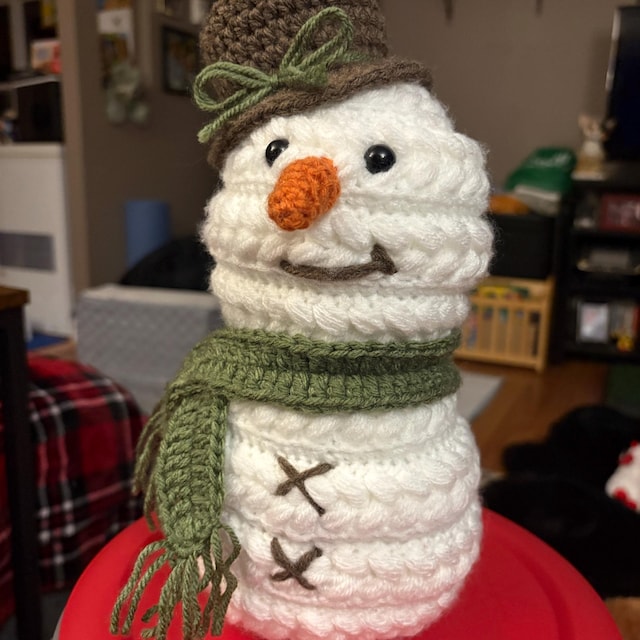 A customer's finished Wheat Stitch Snowman Crochet Pattern