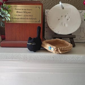 Rachelle added a photo of their purchase