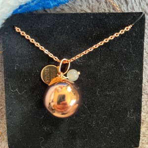 Victoire added a photo of their purchase