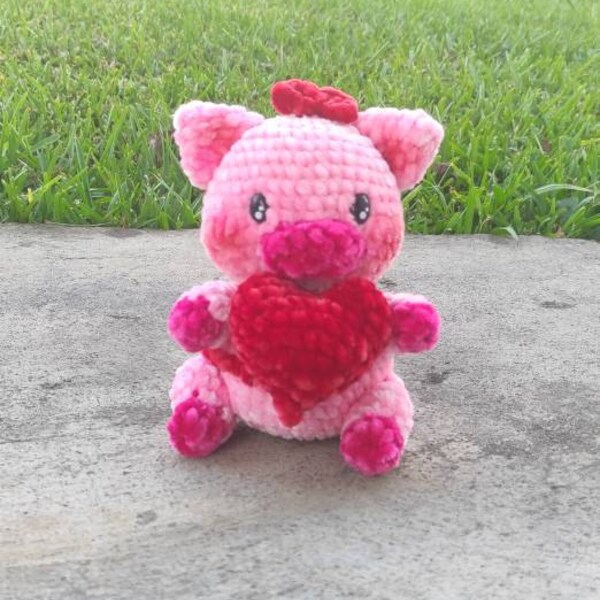 Crochet Pattern - Susu the Valentine Pig - Etsy