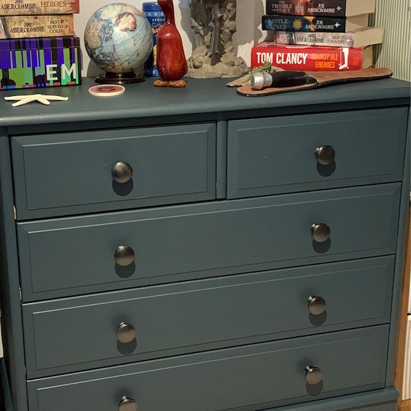 Fusion Mineral Paint Colour Chart and Preparation Guide, PRINTED