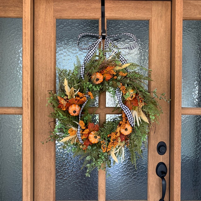How To Protect Your Wreath From Sun and Rain, DIY Wreath