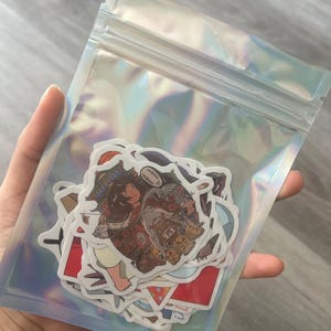 Sarrinah added a photo of their purchase