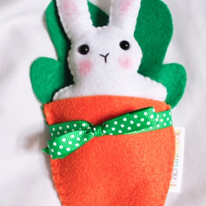 Bunny Rabbit Tin Play Set Felt Sewing Pattern Toy Easter Spring Carrot ...