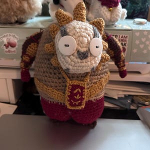 Jolie added a photo of their purchase