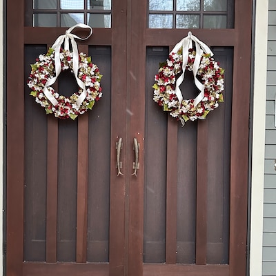 23 Christmas wreath ideas to add a festive flourish | Ideal Home