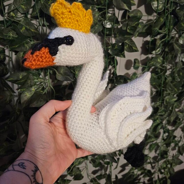 孵化した白鳥と白鳥の雛のかぎ針編みパターン - Etsy 日本