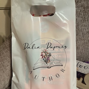 Dalia added a photo of their purchase
