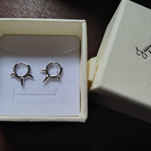 Sailor added a photo of their purchase