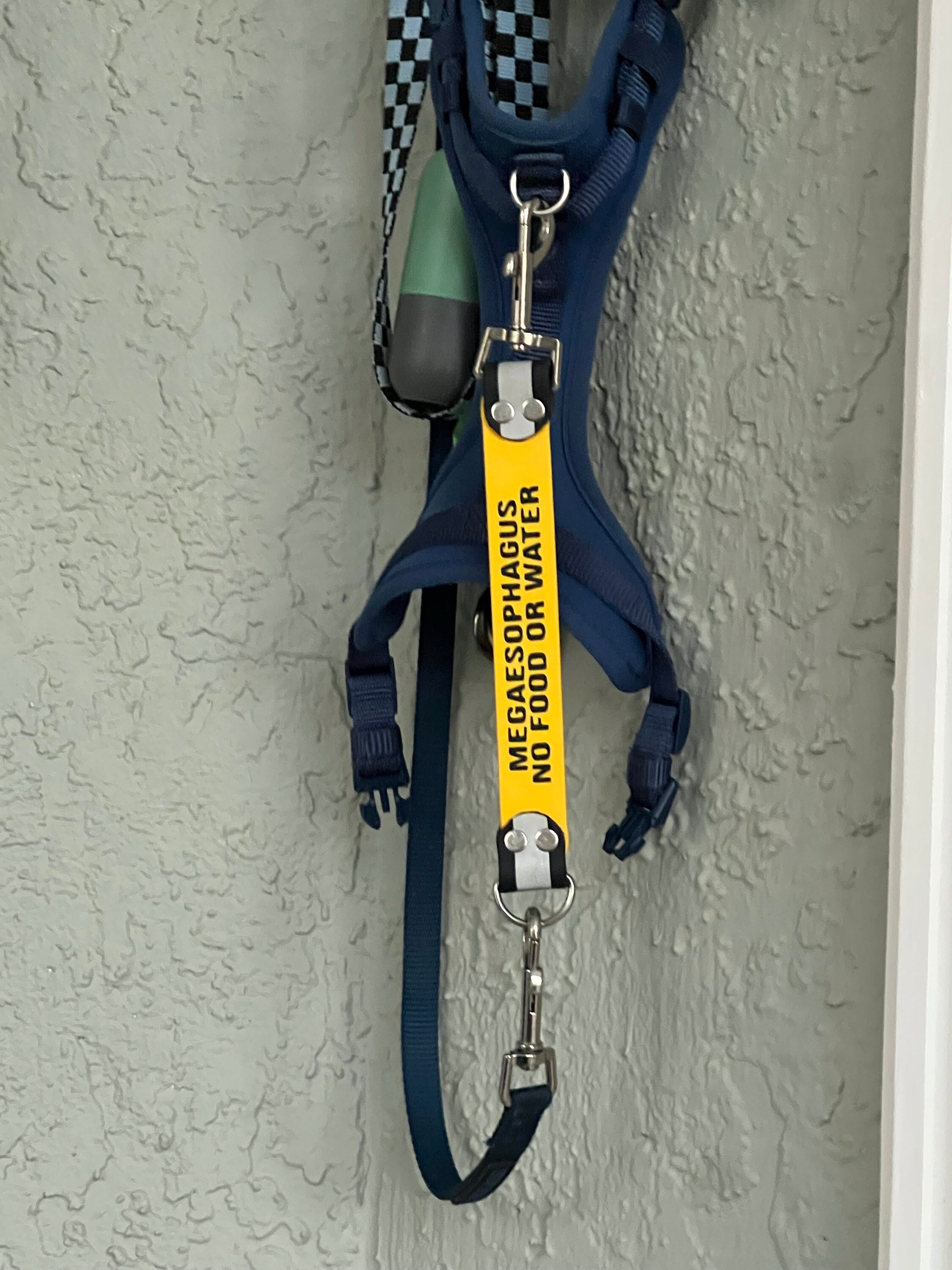 Custom Leash Wrap, double sided warning sign,durable dog leash sleeve,vegan leather Biothane®,heavy duty waterproof,medical condition talker
