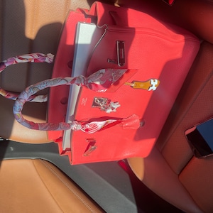 ranirhodes added a photo of their purchase