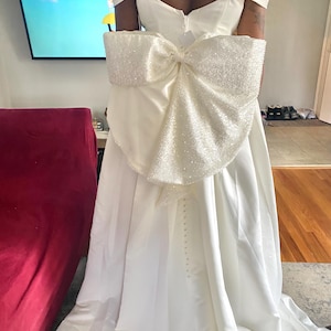 Jessica added a photo of their purchase