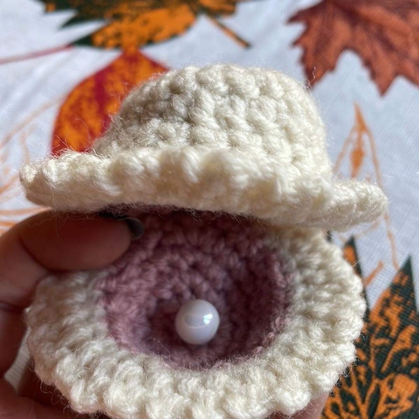 Shell With Pearl Crochet Pattern, Amigurumi Mussel With Pearl, Marine ...