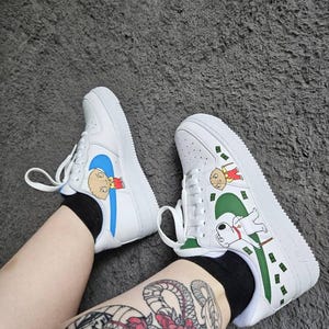 Viktoria added a photo of their purchase