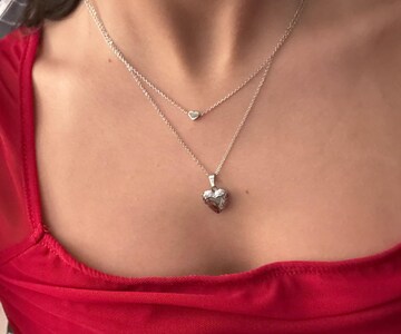 Heart Locket Necklace - Dainty Silver Heart Locket Necklace with Photos - Minimalist and Simple Jewelry- Gift for her - Stainless Steel